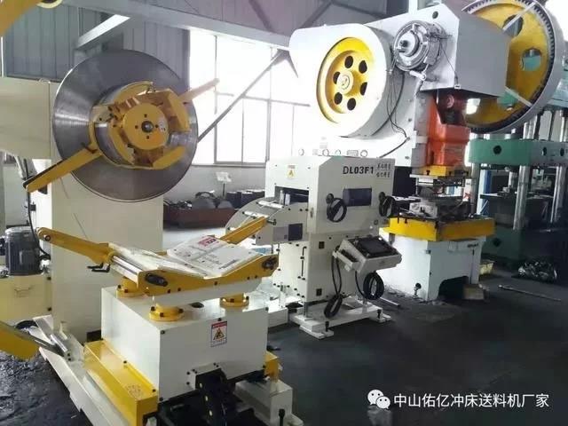冲压三合一送料机在汽车零部件冲压自动化生产线运用