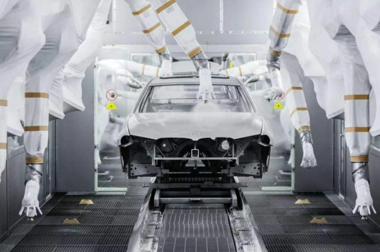 2021年出口汽车201万辆，中国终于成为汽车制造强国了